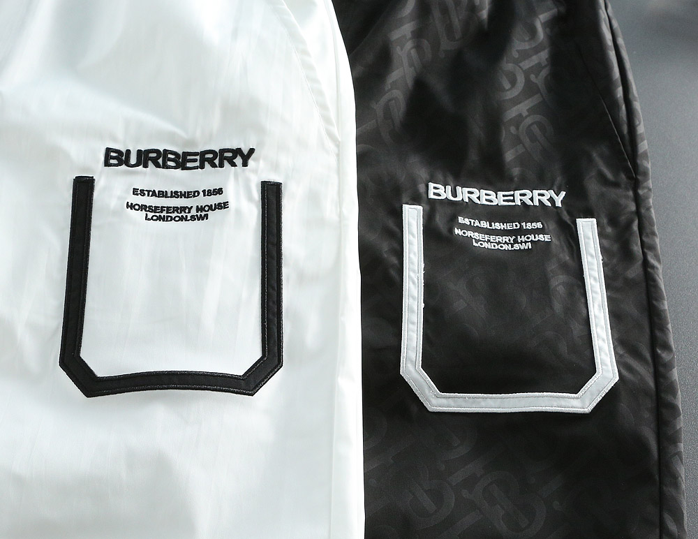 Burberry Short Pants